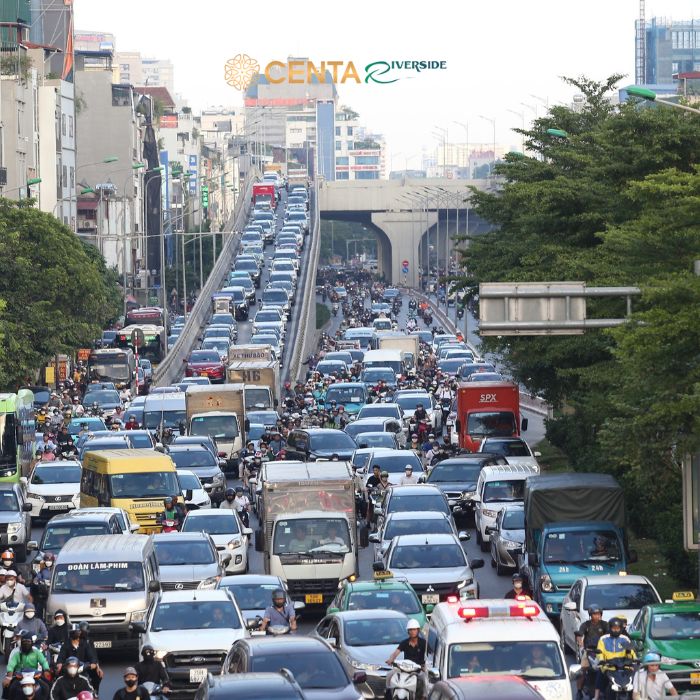Tình trạng ùn tắc quá tải tại Hà Nội